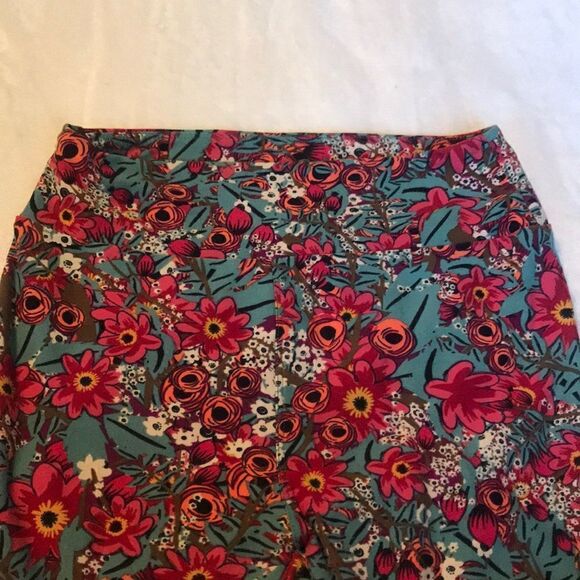 LuLaRoe Floral Print Leggings - One Size - Picture 7 of 7
